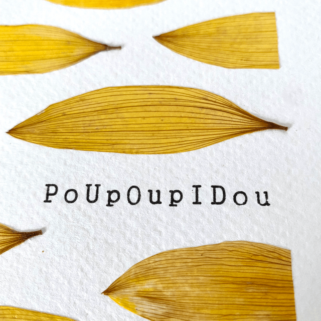 Yellow poupoupidou 